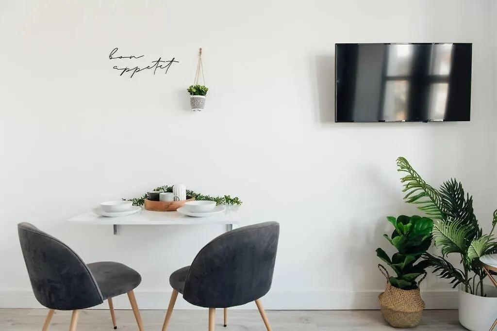 Modern 2 Bedroom Flat In Ilford, London Apartment Ilford